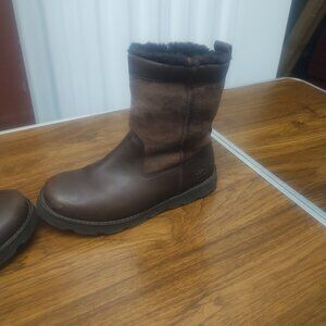 Men's UGGS  Australian Beacon SheepSkin Brn Sz8